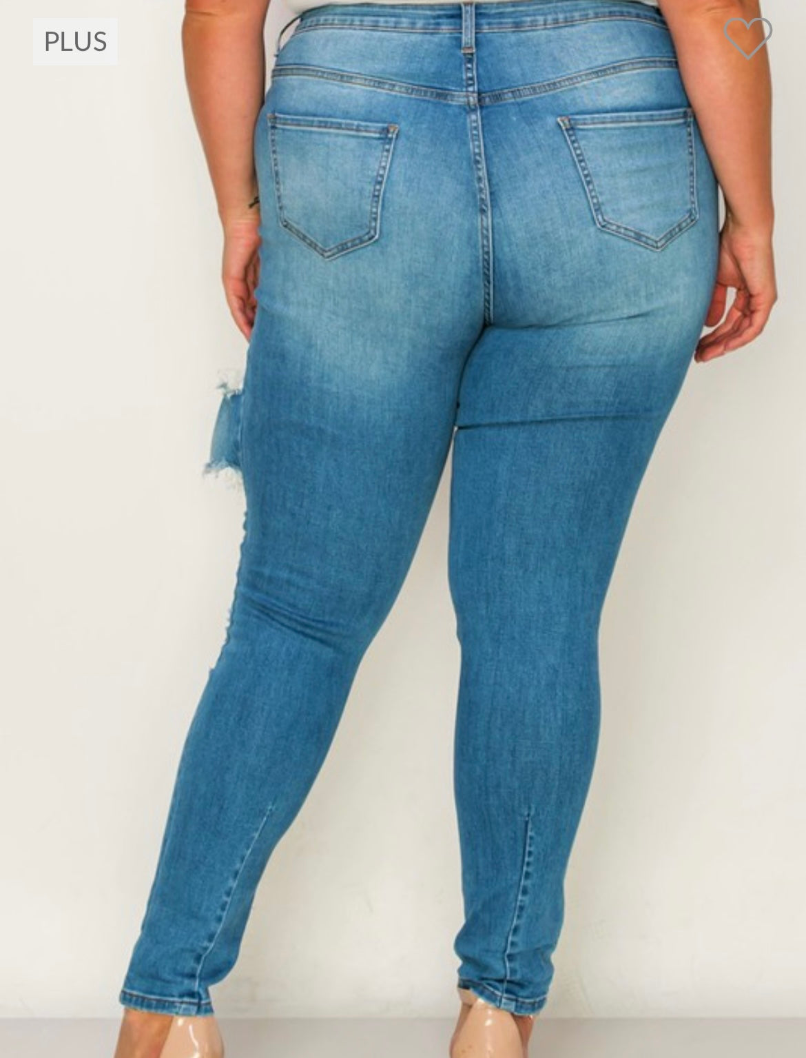 Cut Up Jeans+ (Plus)