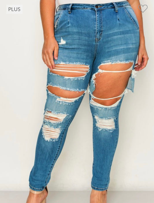 Cut Up Jeans+ (Plus)
